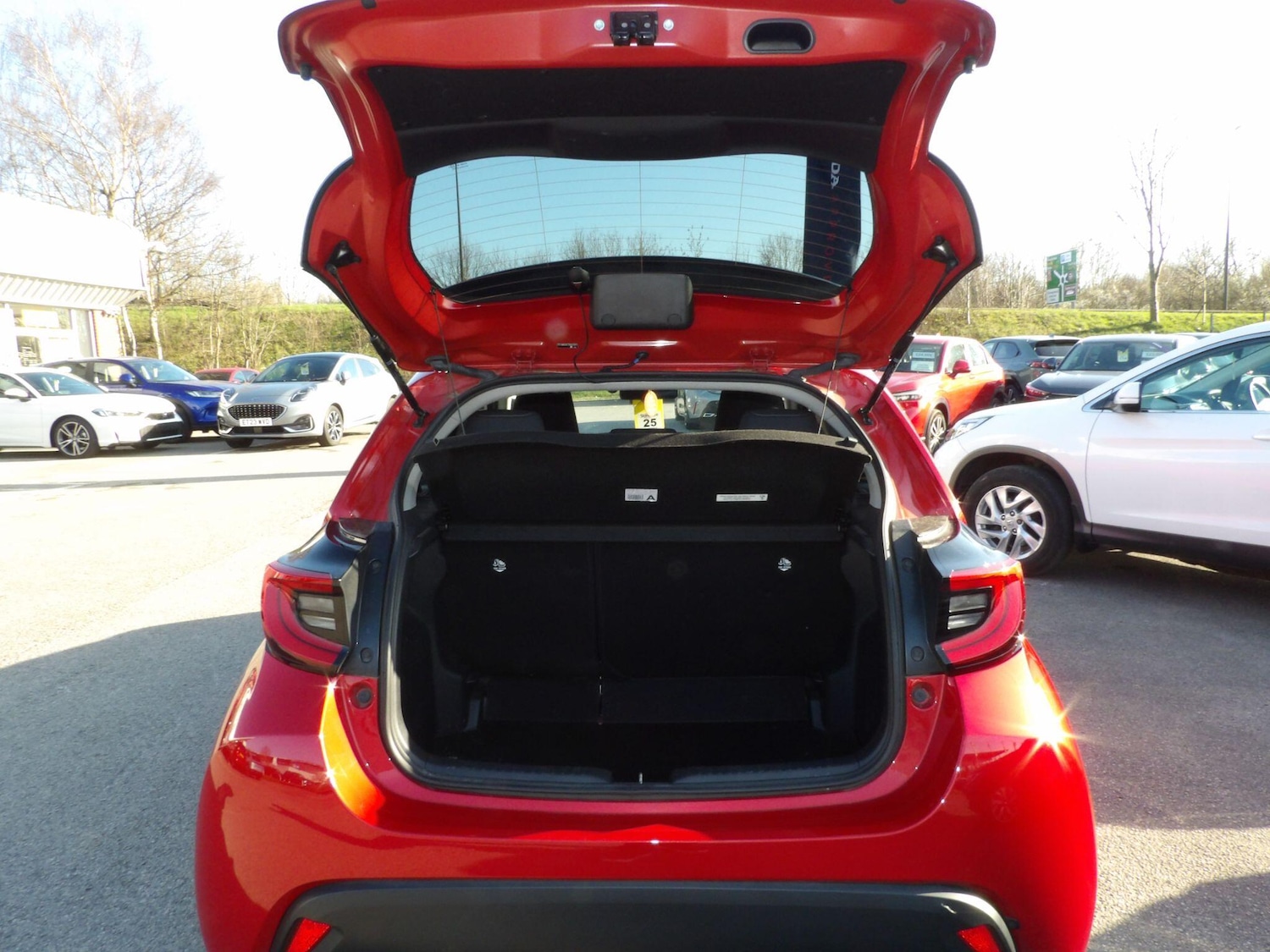 Used Toyota Yaris 2023 for sale - 77993371: Photo 9