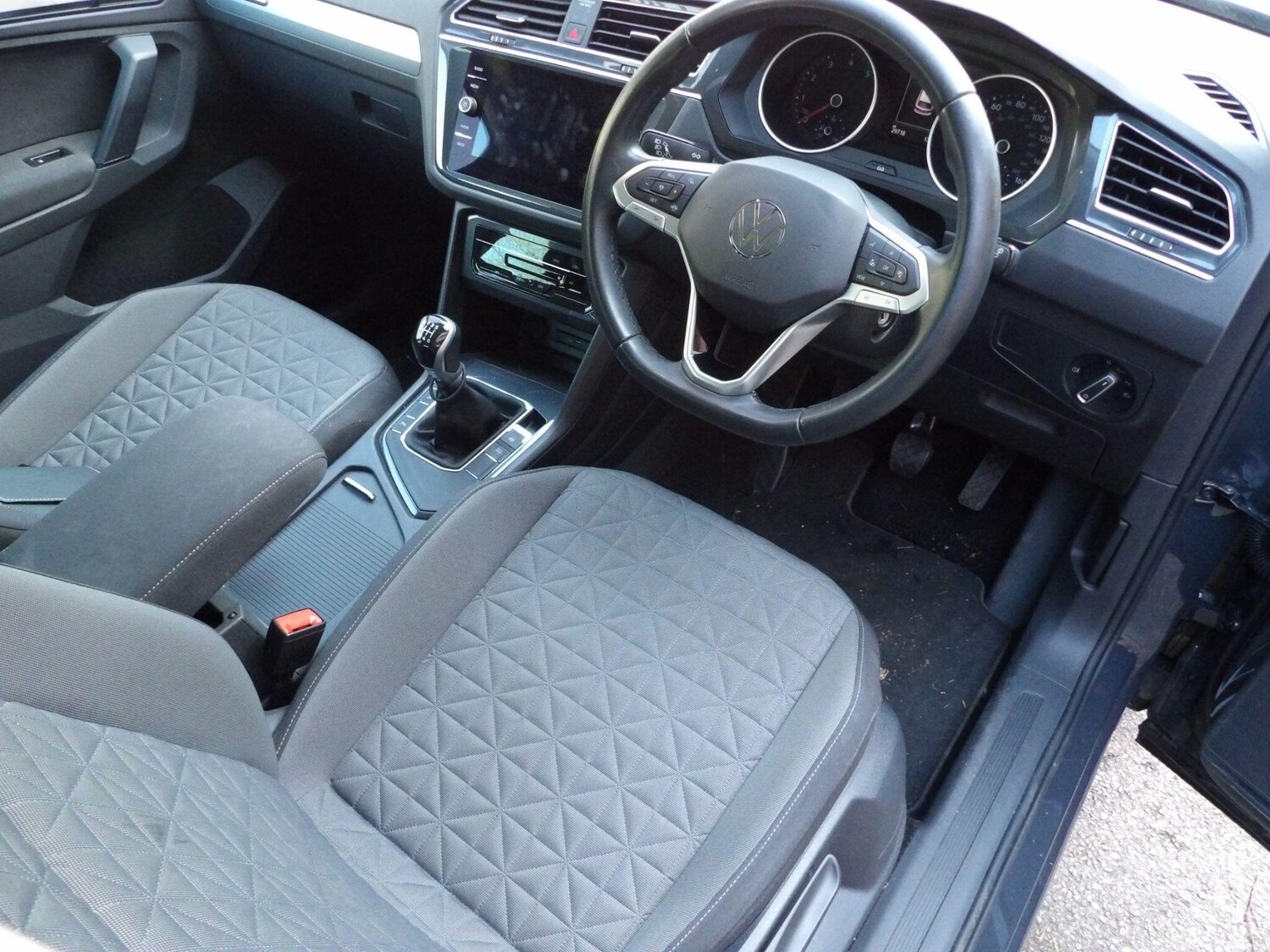 Used Volkswagen Tiguan 2022 for sale - 77993180: Photo 10