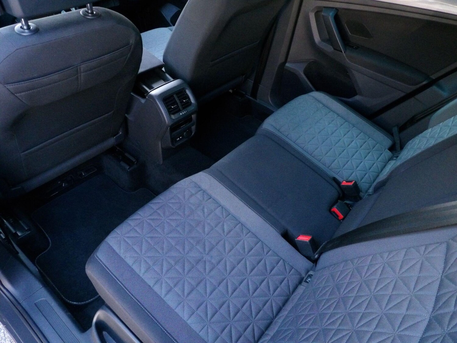 Used Volkswagen Tiguan 2022 for sale - 77993180: Photo 14