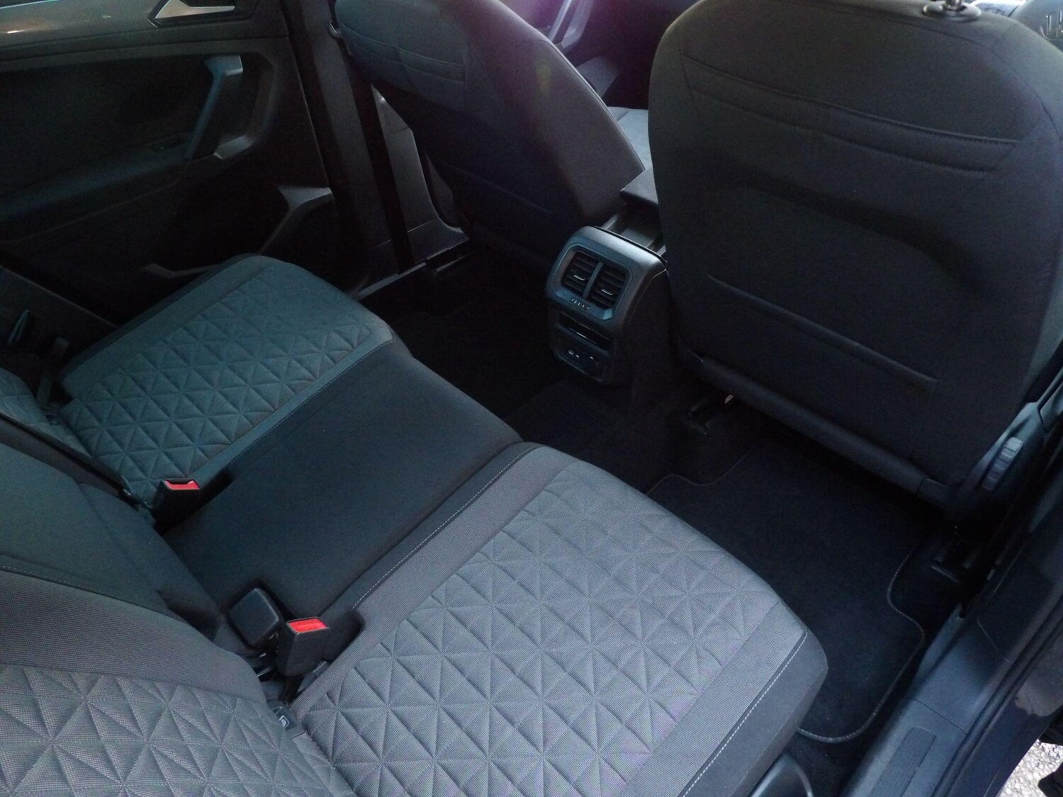 Used Volkswagen Tiguan 2022 for sale - 77993180: Photo 16