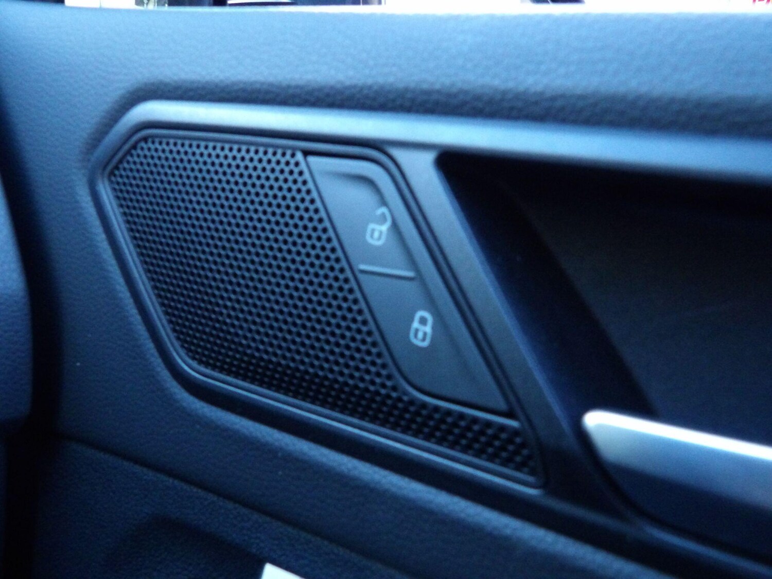 Used Volkswagen Tiguan 2022 for sale - 77993180: Photo 31