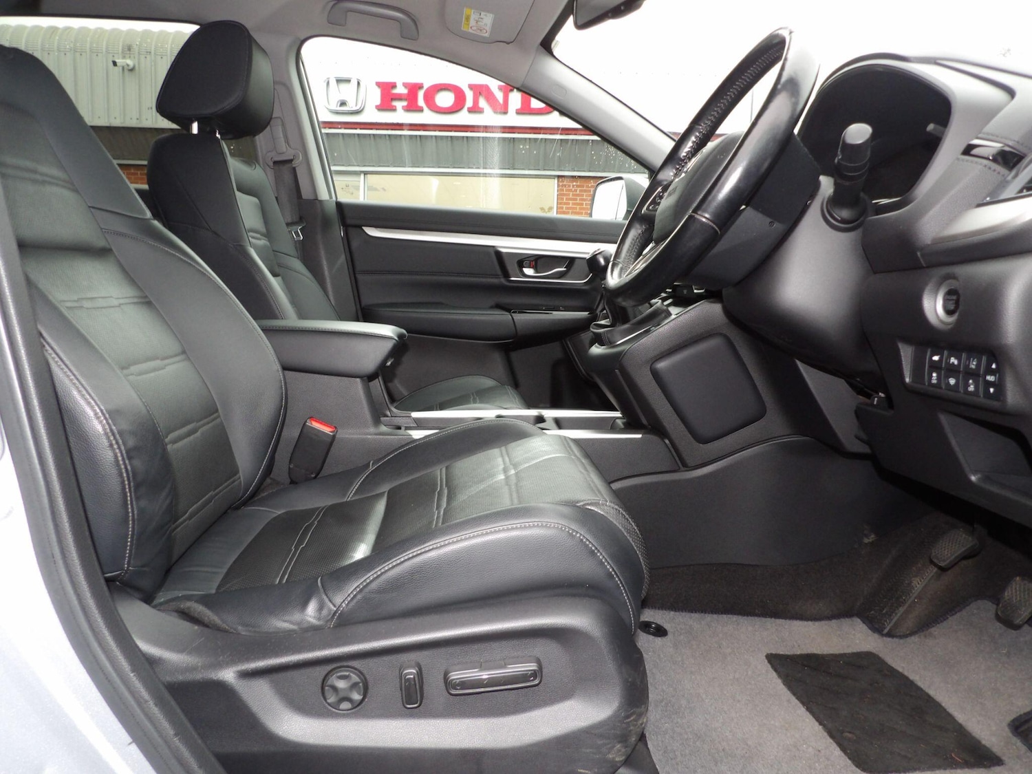 Used Honda CR-V for sale - 77015541: Photo 17
