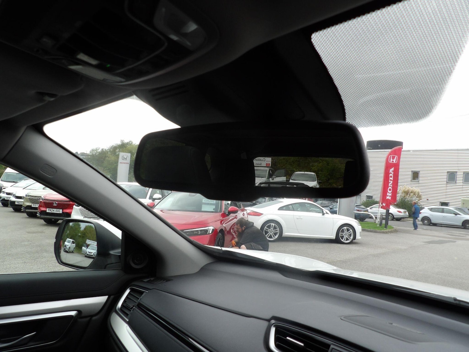 Used Honda CR-V 2023 for sale - 76361264: Photo 32