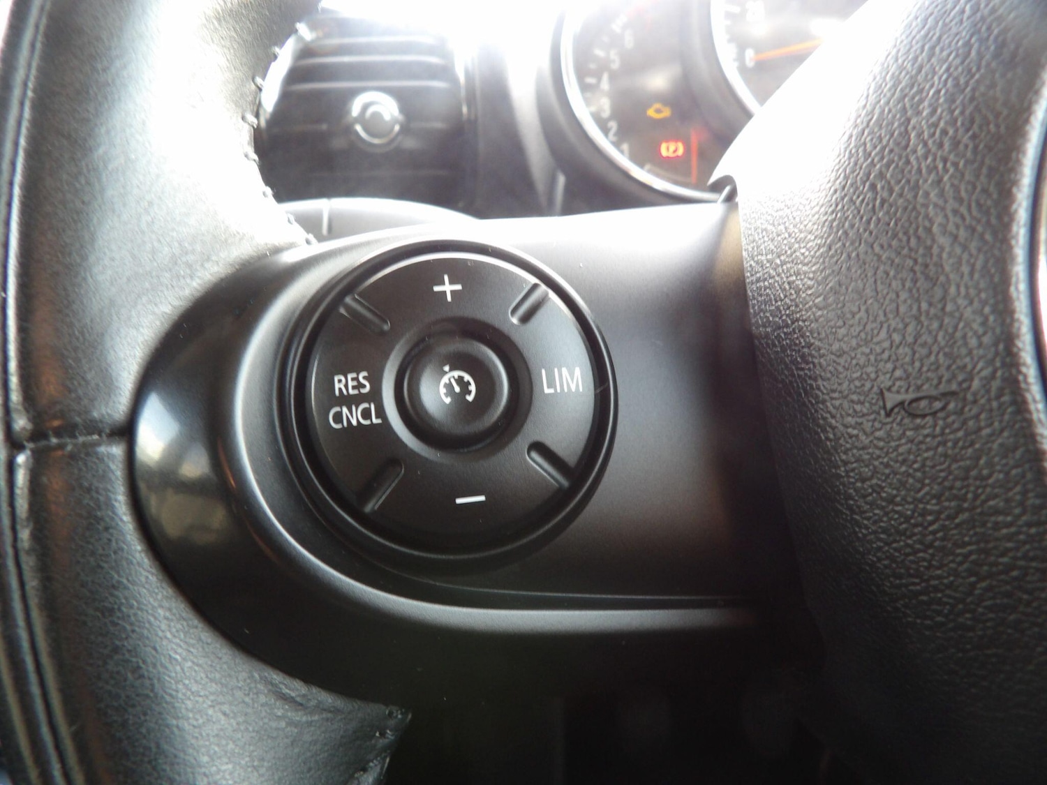 Used MINI Clubman 2019 for sale - 76498920: Photo 23