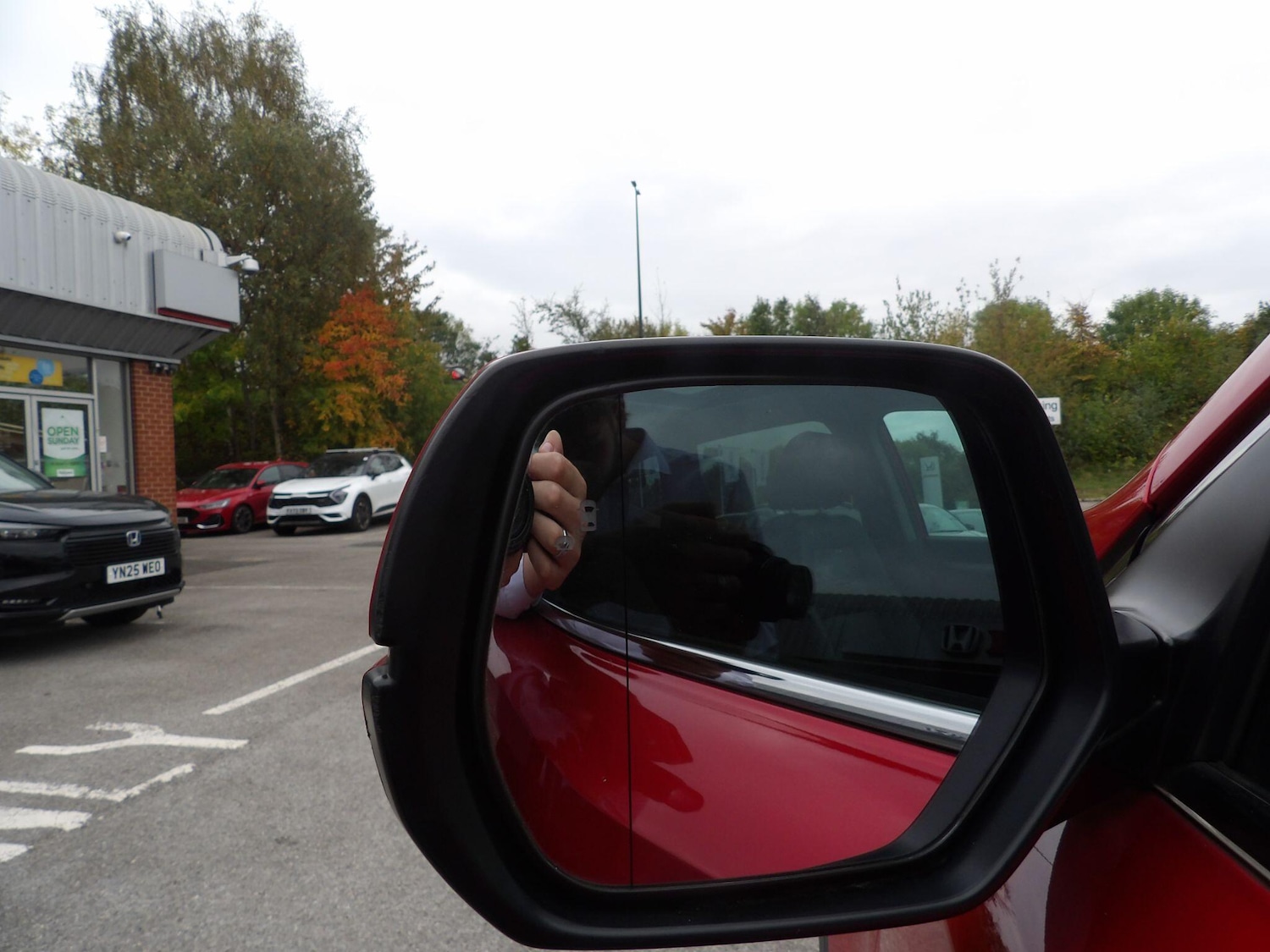 Used Honda CR-V 2021 for sale - 76781237: Photo 11