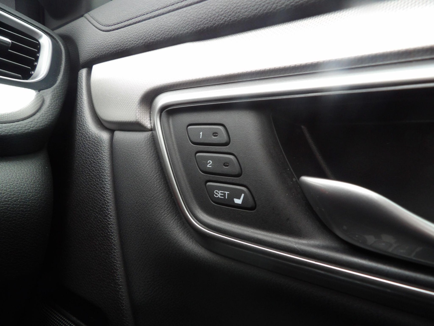 Used Honda CR-V 2021 for sale - 76781237: Photo 31