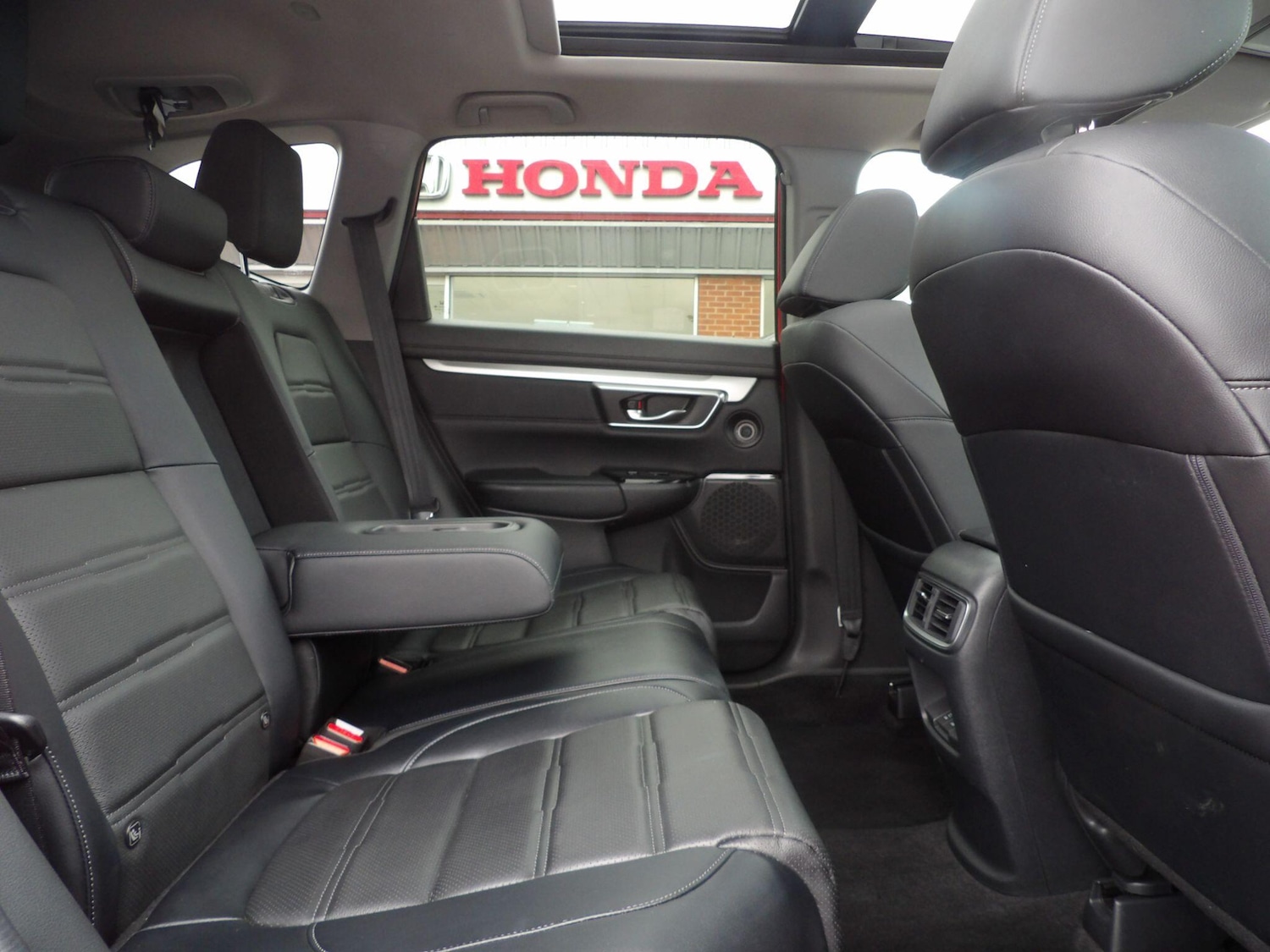Used Honda CR-V 2021 for sale - 76781237: Photo 39