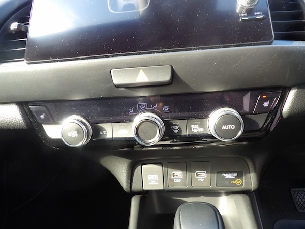 Used Honda Jazz 2022 for sale - 76326412: Photo 34