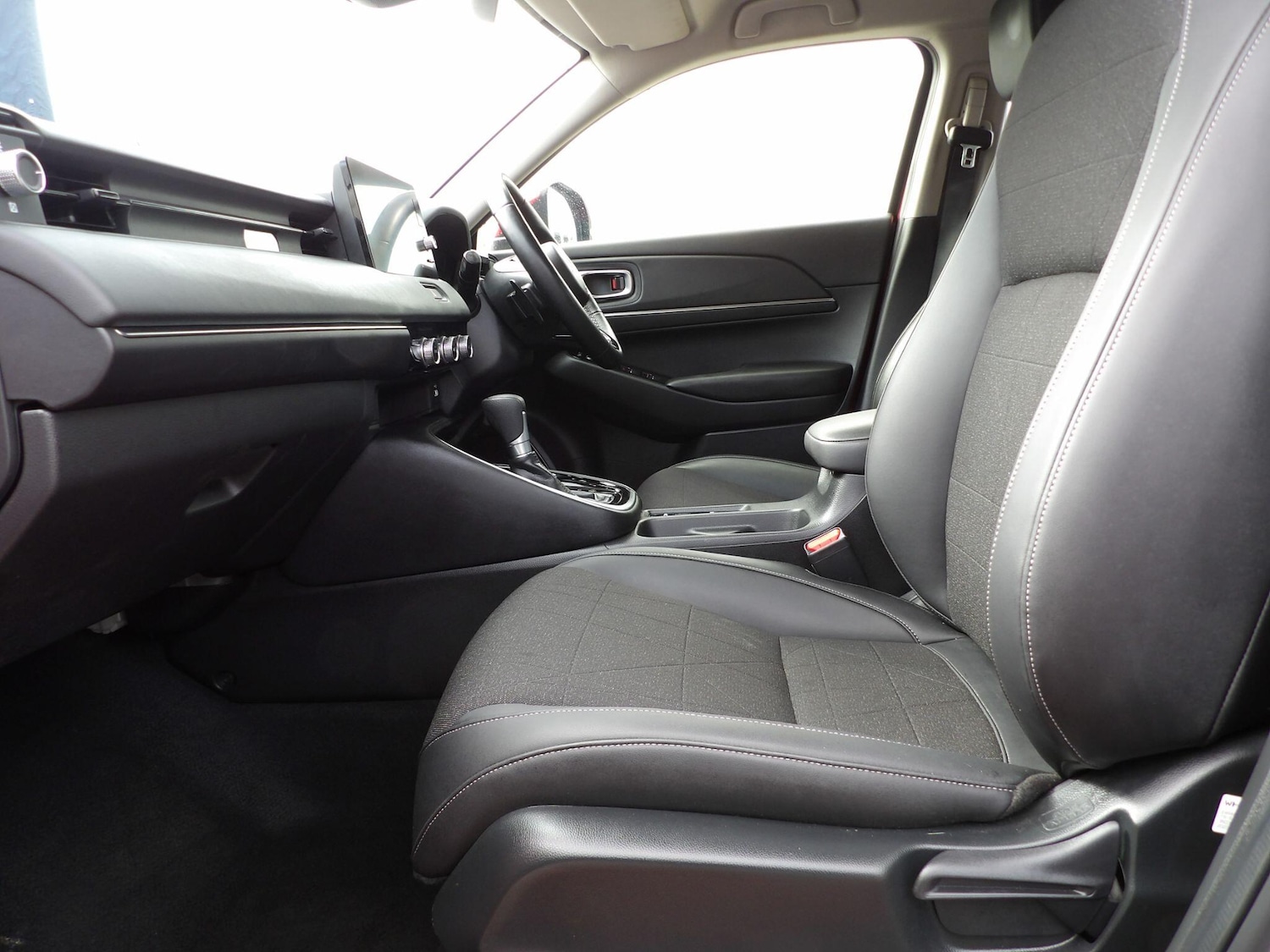 Used Honda HR-V for sale - 78128136: Photo 11