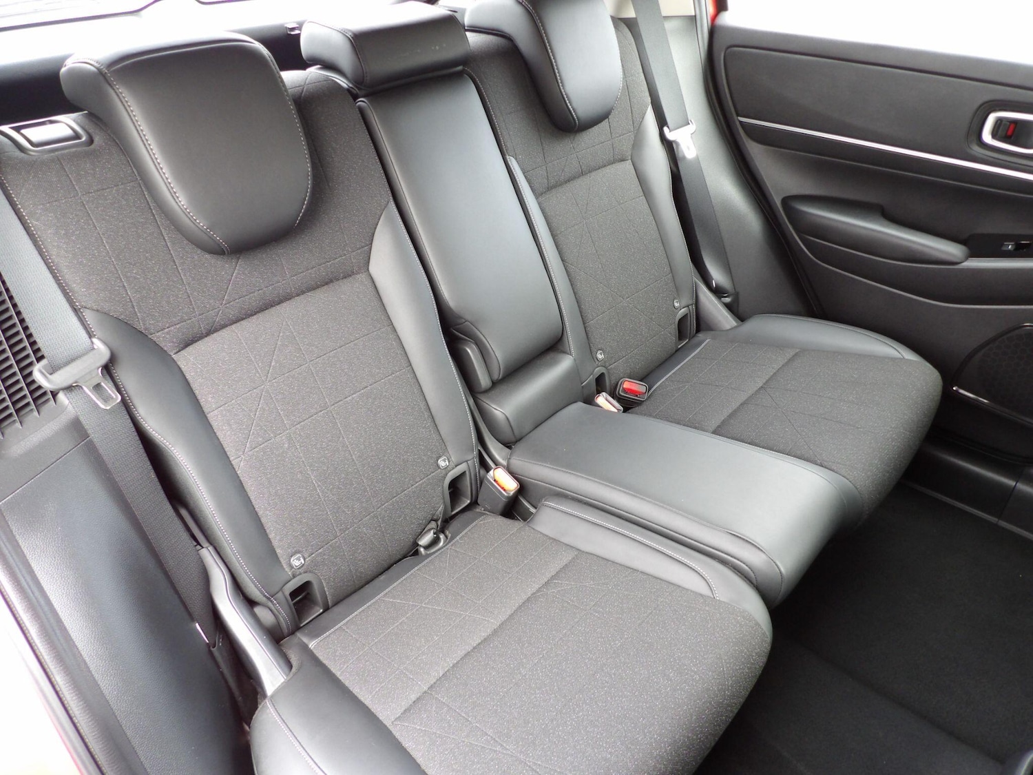 Used Honda HR-V for sale - 78128136: Photo 15