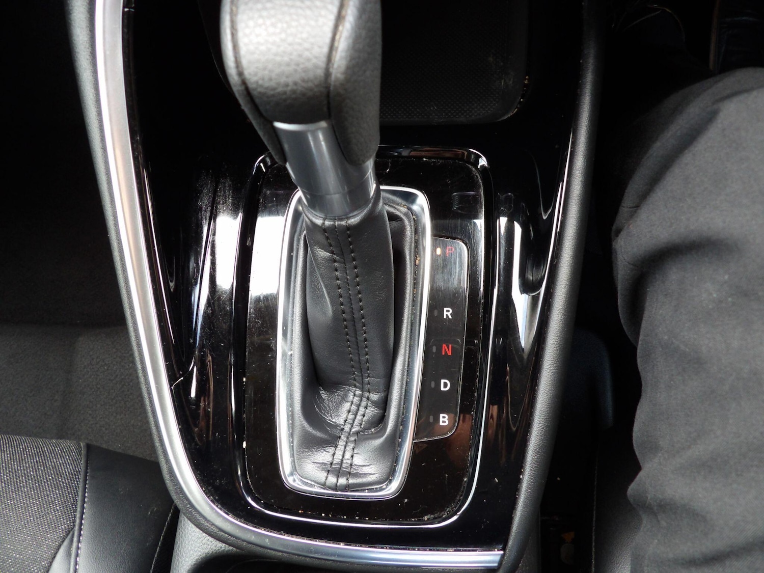 Used Honda HR-V for sale - 78128136: Photo 30