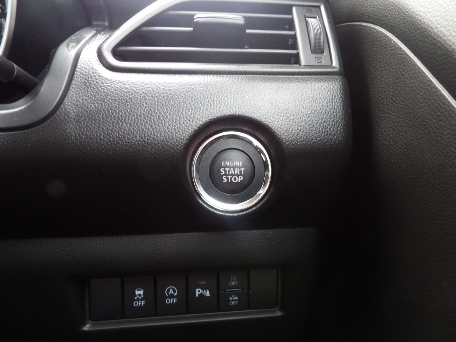 Used Suzuki Swift 2024 for sale - 76671250: Photo 23