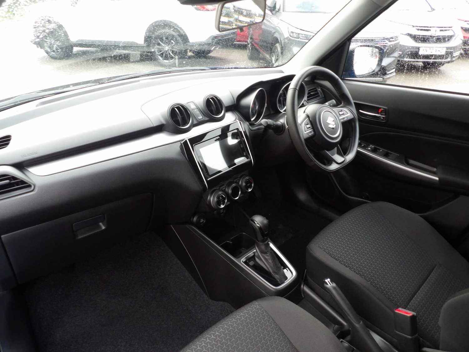 Used Suzuki Swift 2024 for sale - 76671250: Photo 35