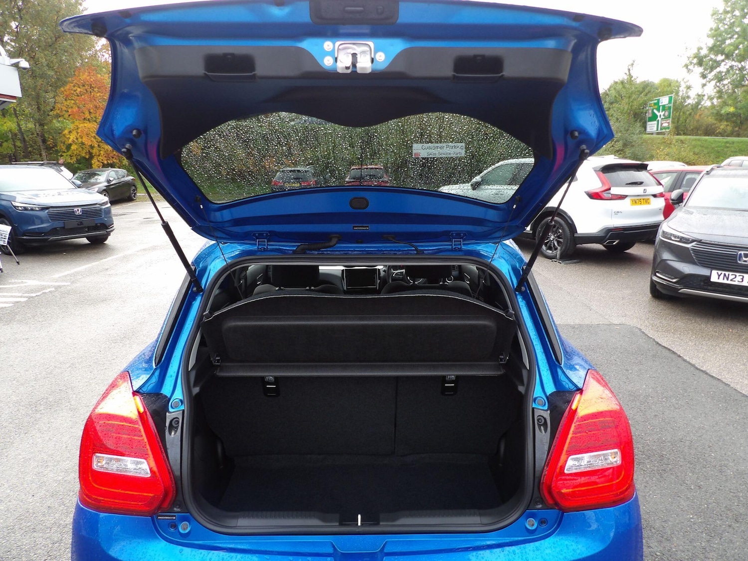 Used Suzuki Swift 2024 for sale - 76671250: Photo 44