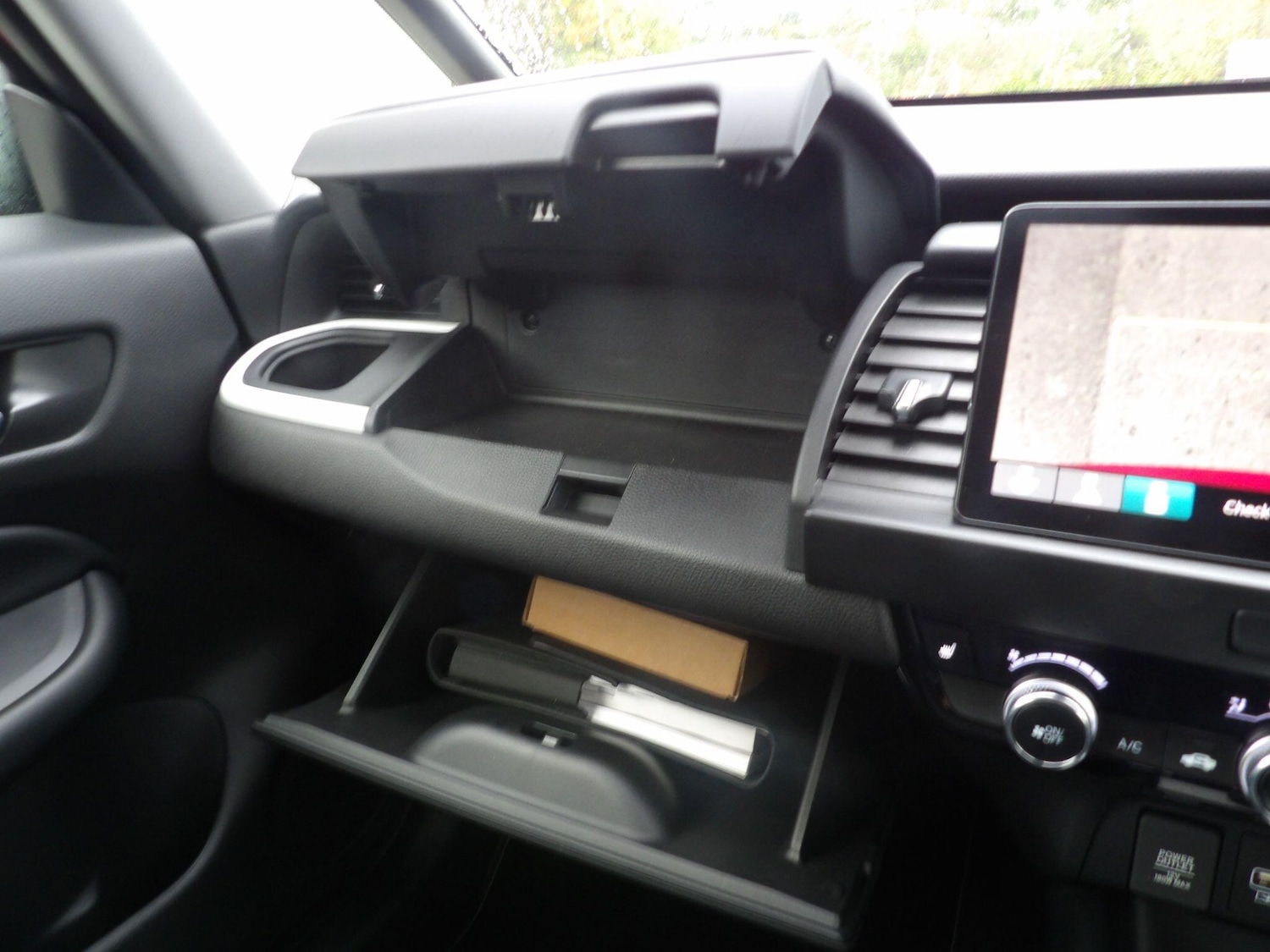 Used Honda Jazz 2022 for sale - 76388410: Photo 40