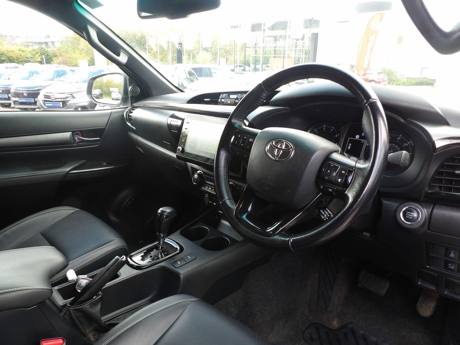 Used Toyota Hilux 2023 for sale - 76457652: Photo 10