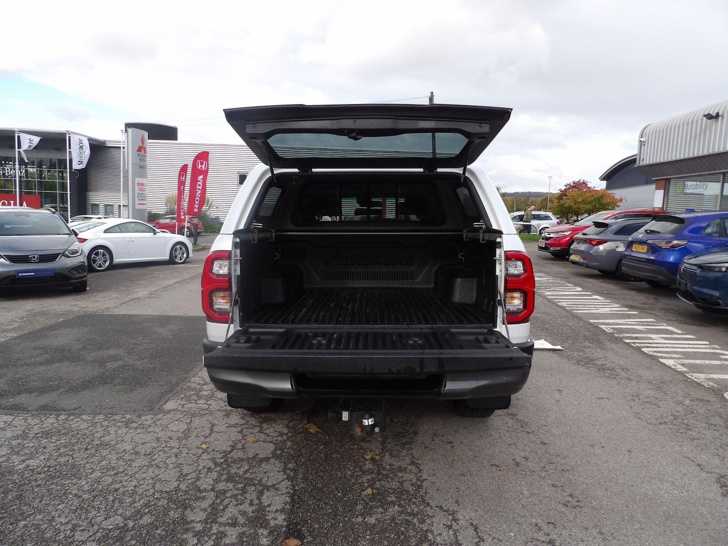 Used Toyota Hilux 2023 for sale - 76457652: Photo 13