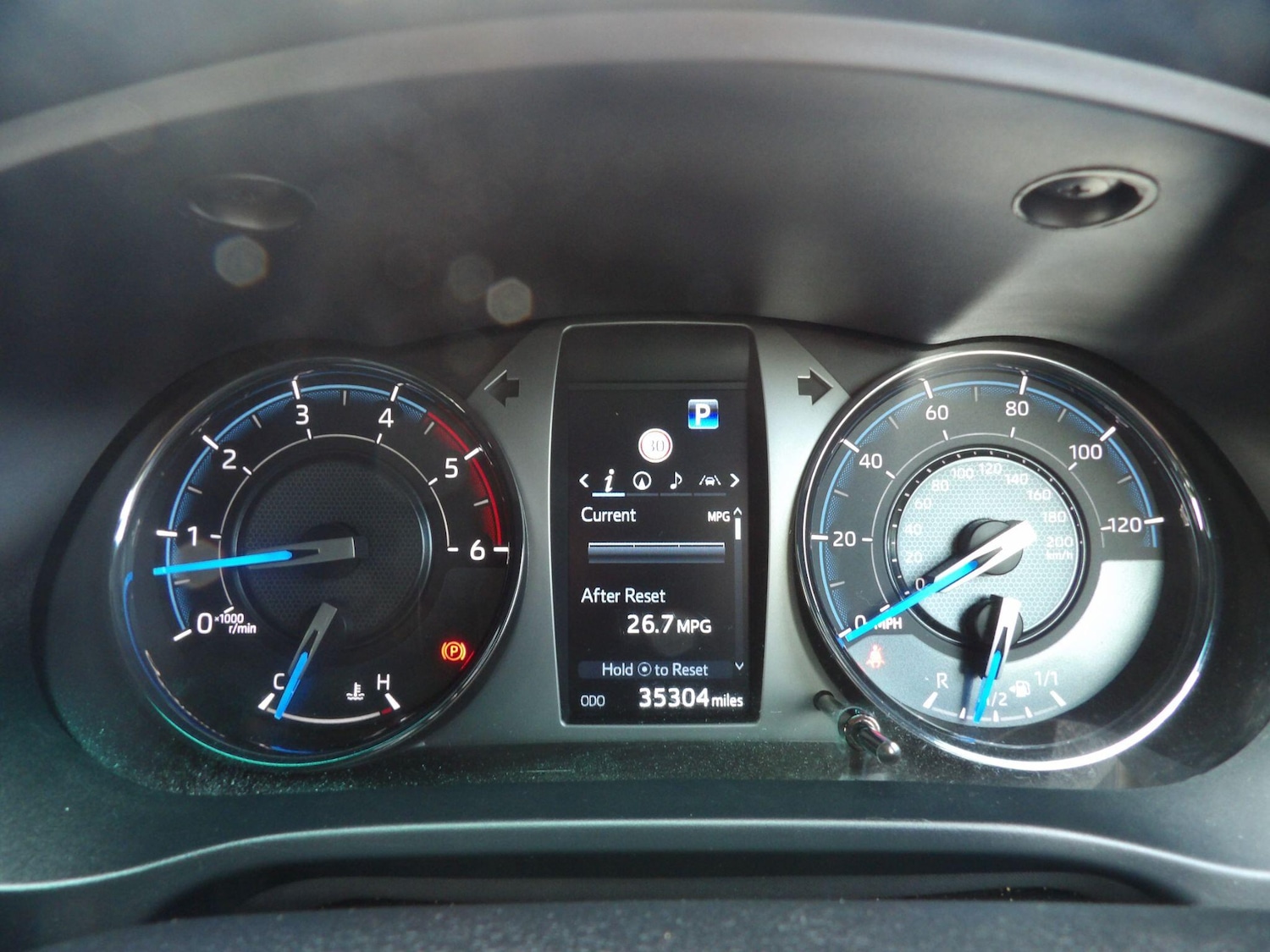 Used Toyota Hilux 2023 for sale - 76457652: Photo 18