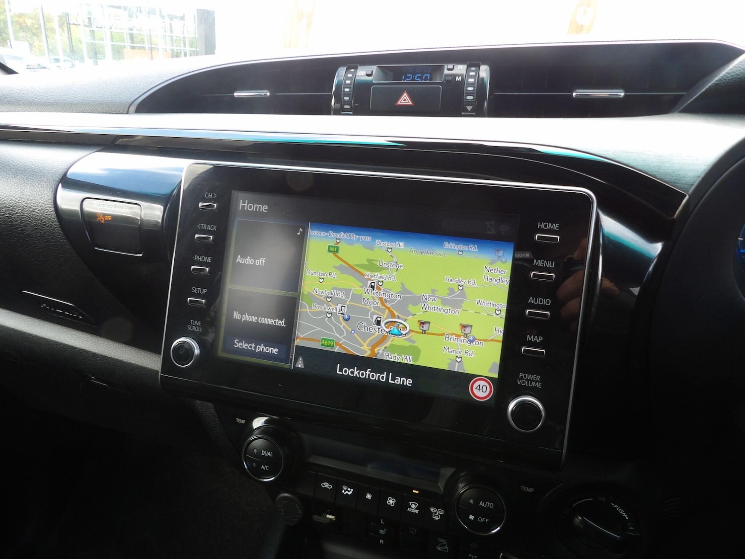 Used Toyota Hilux 2023 for sale - 76457652: Photo 19