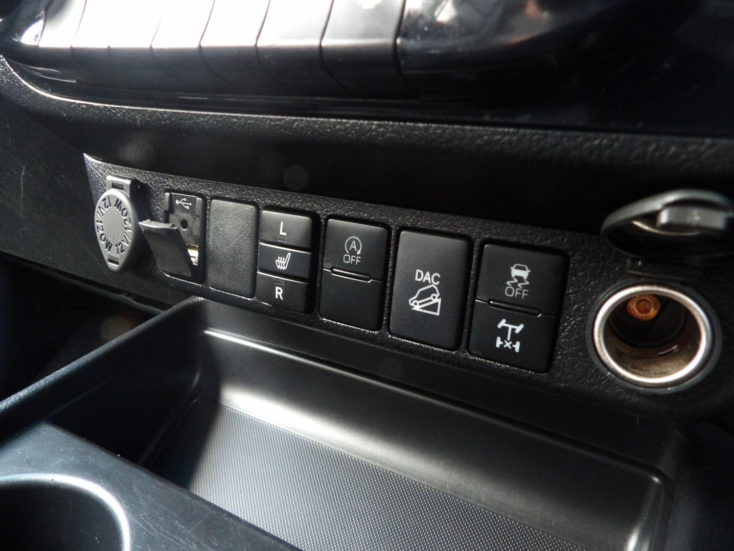 Used Toyota Hilux 2023 for sale - 76457652: Photo 22