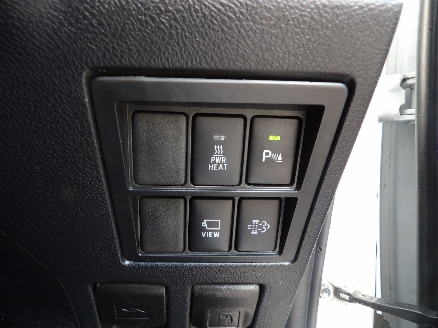 Used Toyota Hilux 2023 for sale - 76457652: Photo 35