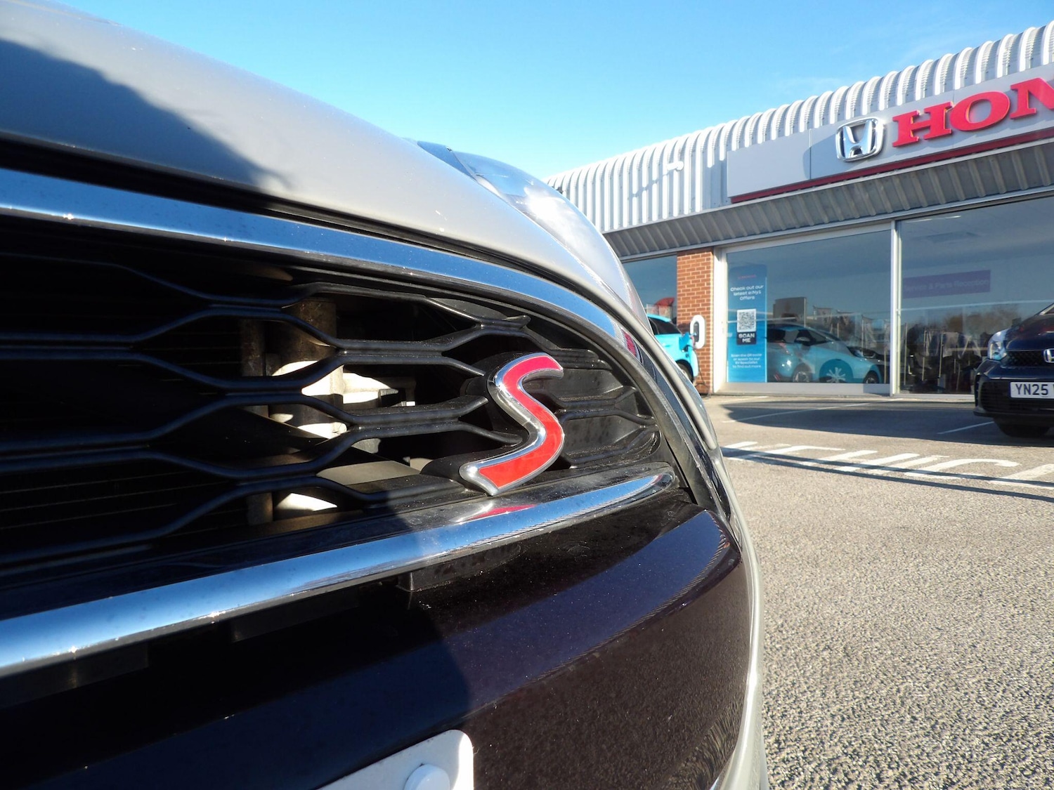 Used MINI Convertible 2019 for sale - 77143657: Photo 22