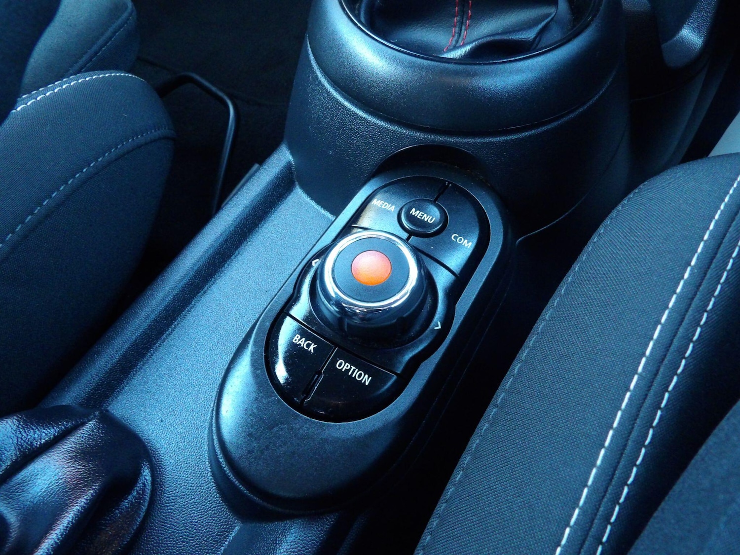 Used MINI Convertible 2019 for sale - 77143657: Photo 25