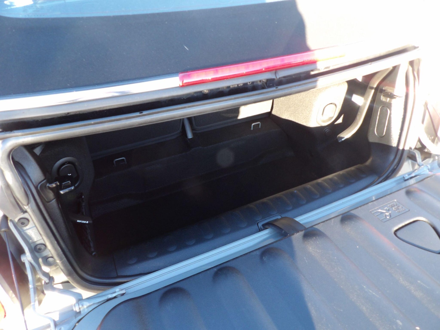 Used MINI Convertible 2019 for sale - 77143657: Photo 27