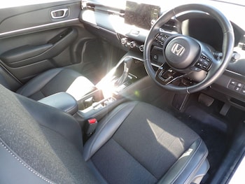 Used Honda HR-V 2023 for sale - 79018457: Photo