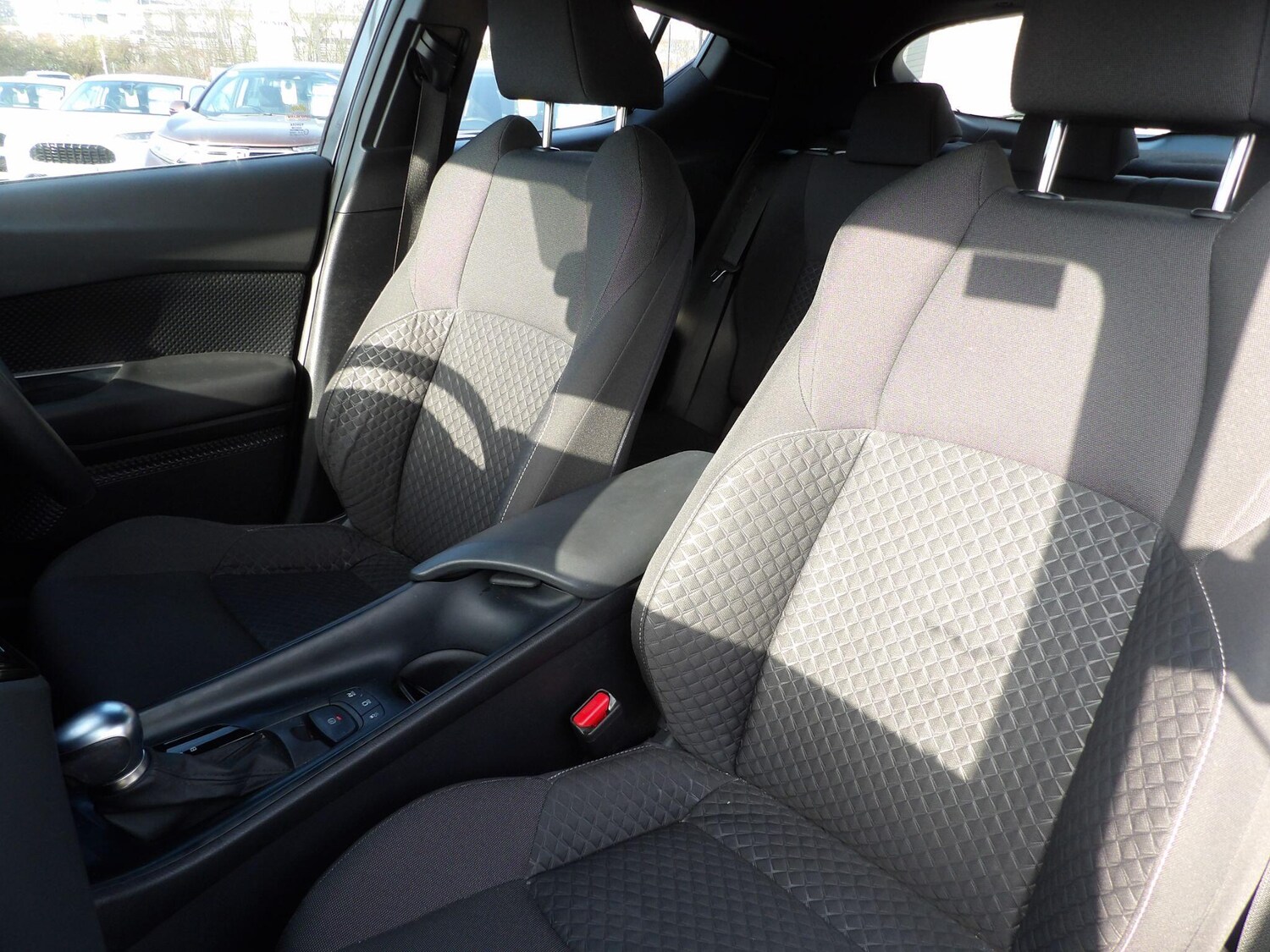 Used Toyota C-HR 2022 for sale - 77838491: Photo 19