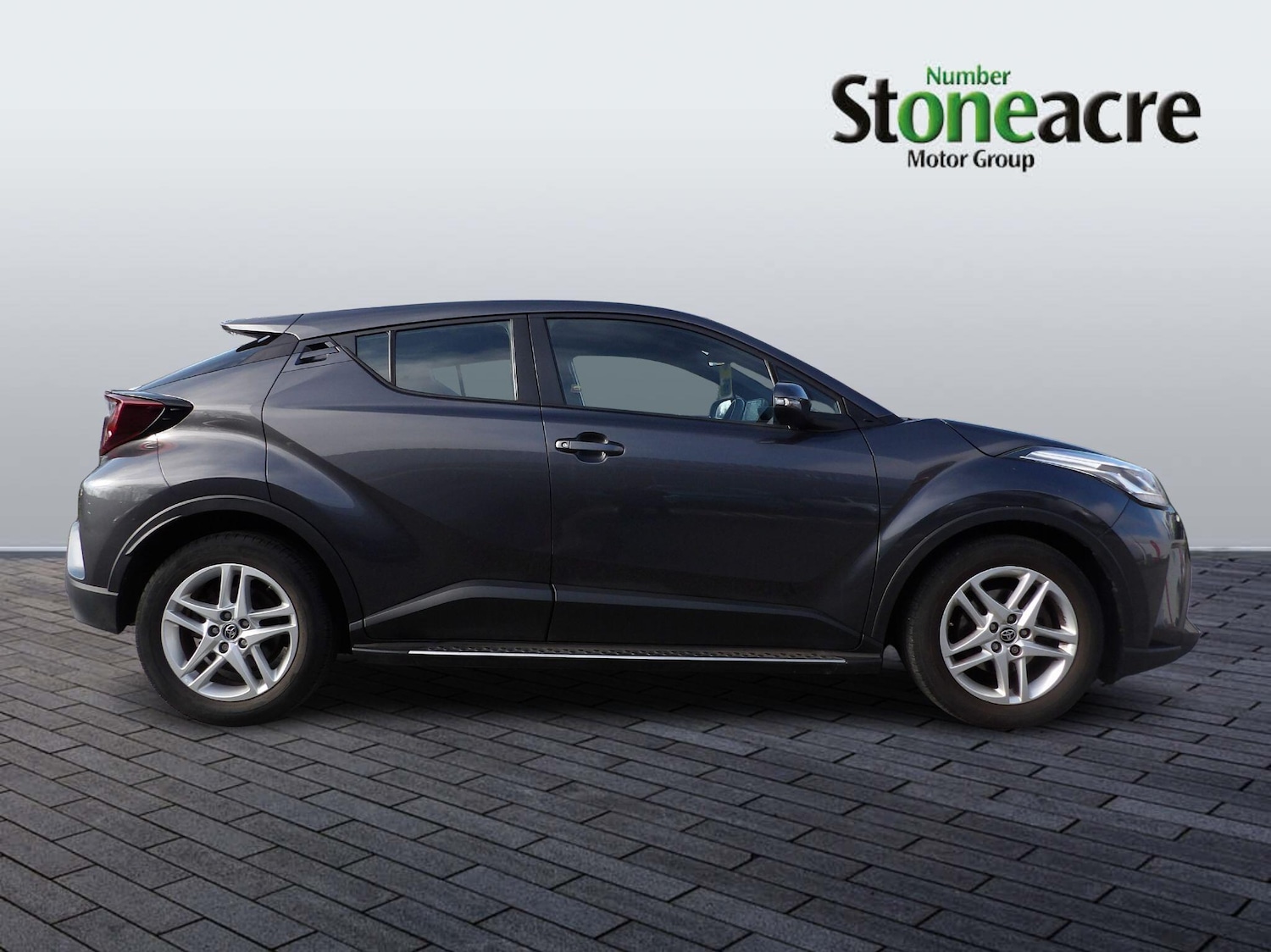 Used Toyota C-HR 2022 for sale - 77838491: Photo 2