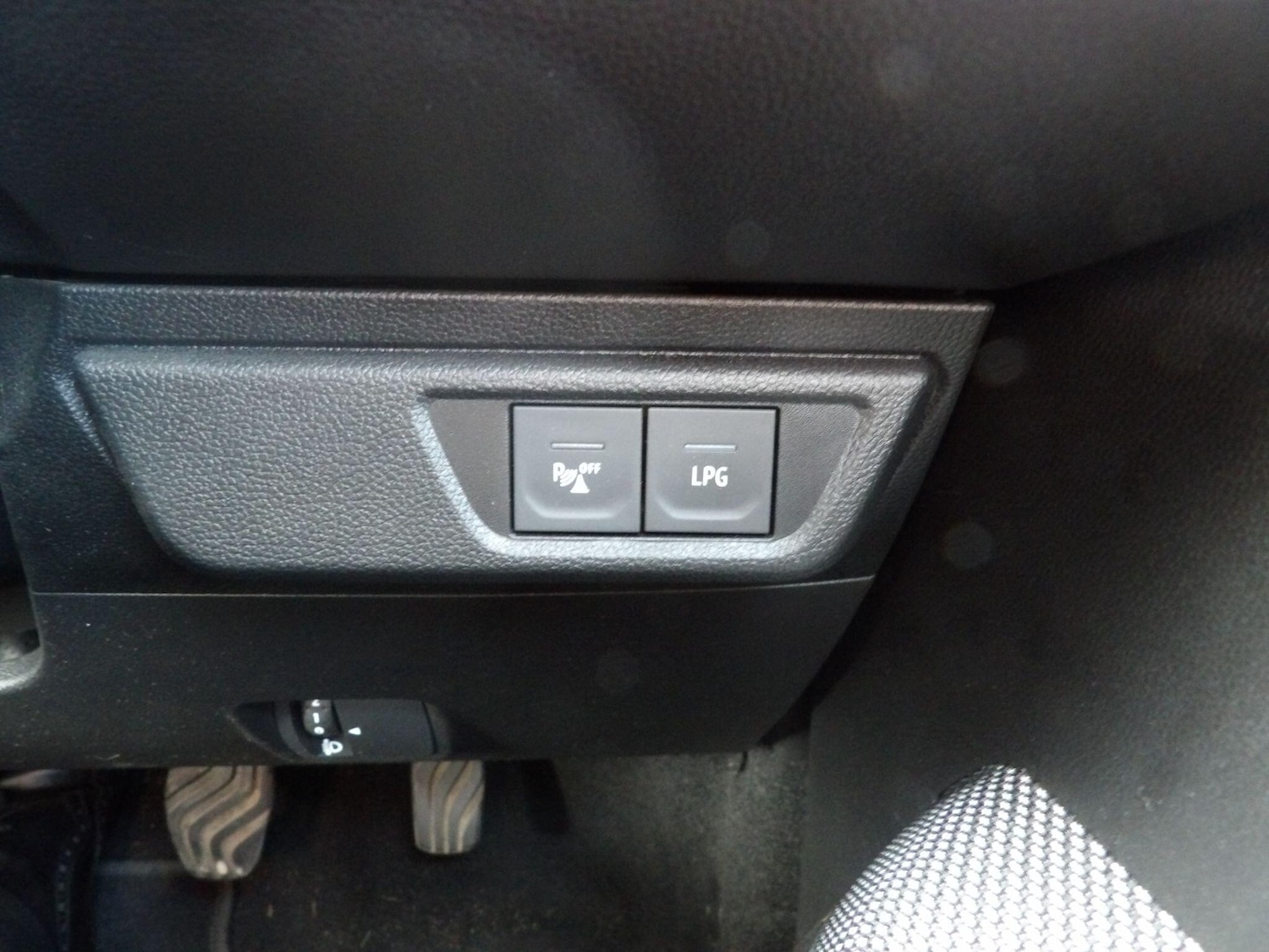 Used Dacia Sandero for sale - 77970721: Photo 9