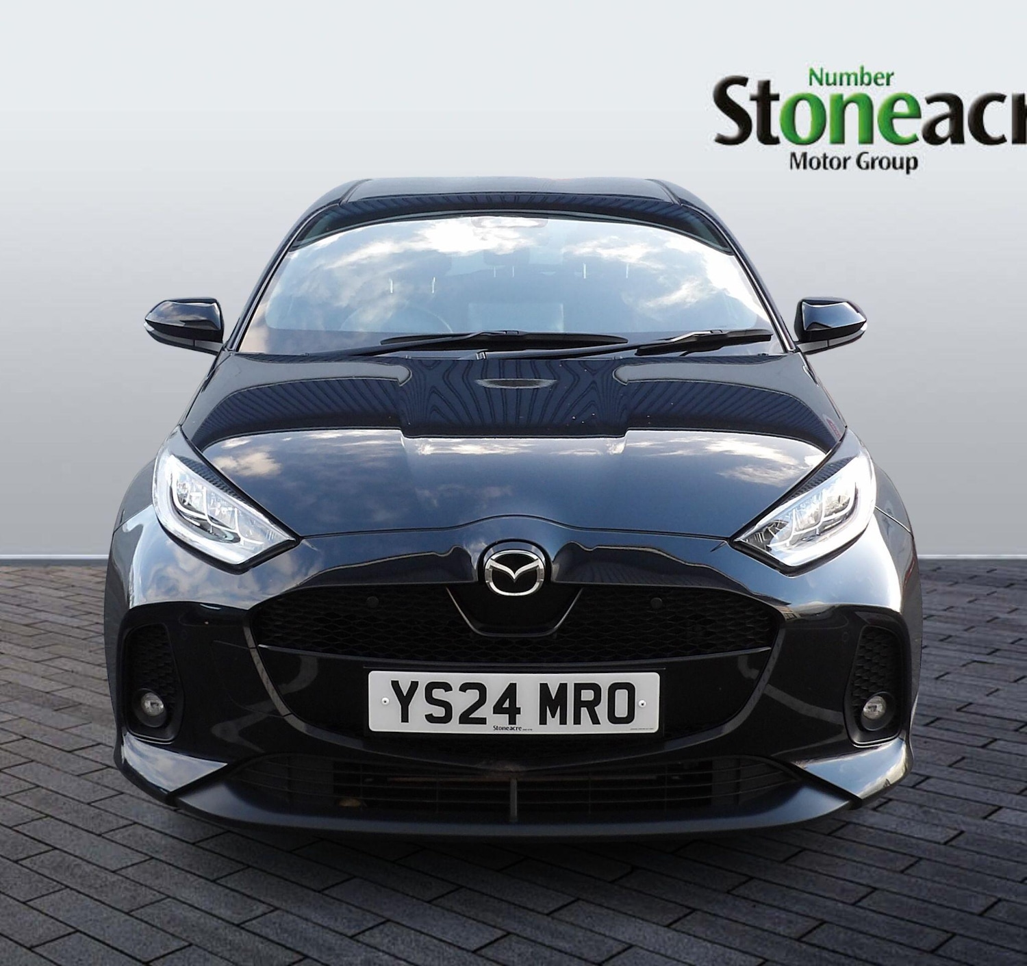 Used Mazda Mazda2 HYBRID 2024 for sale - 76918619: Photo 2