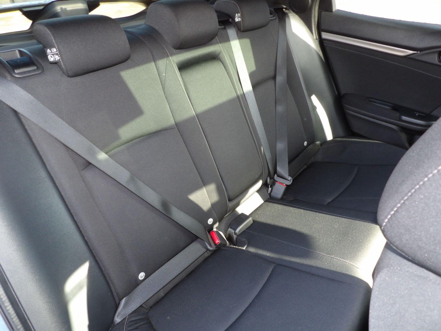 Used Honda Civic 2018 for sale - 77658873: Photo 12