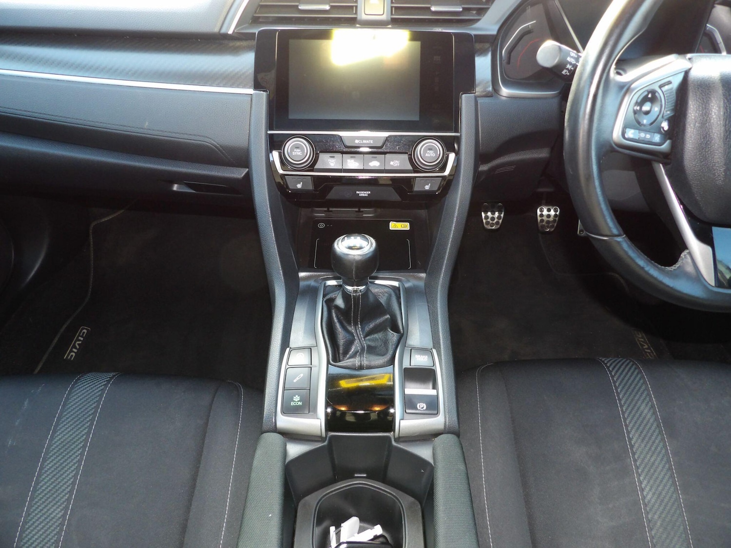 Used Honda Civic 2018 for sale - 77658873: Photo 16