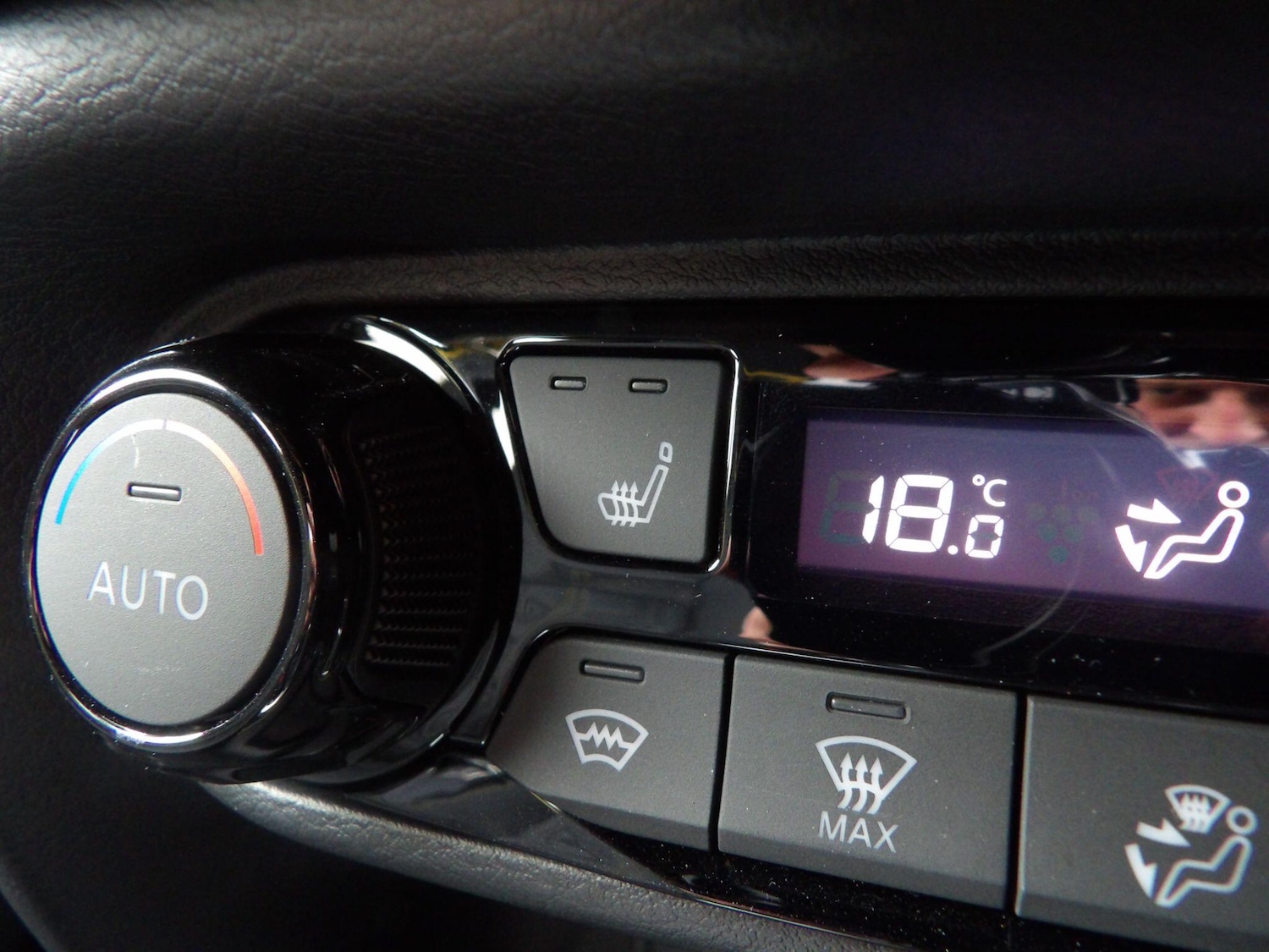 Used Nissan Juke 2024 for sale - 76247141: Photo 29