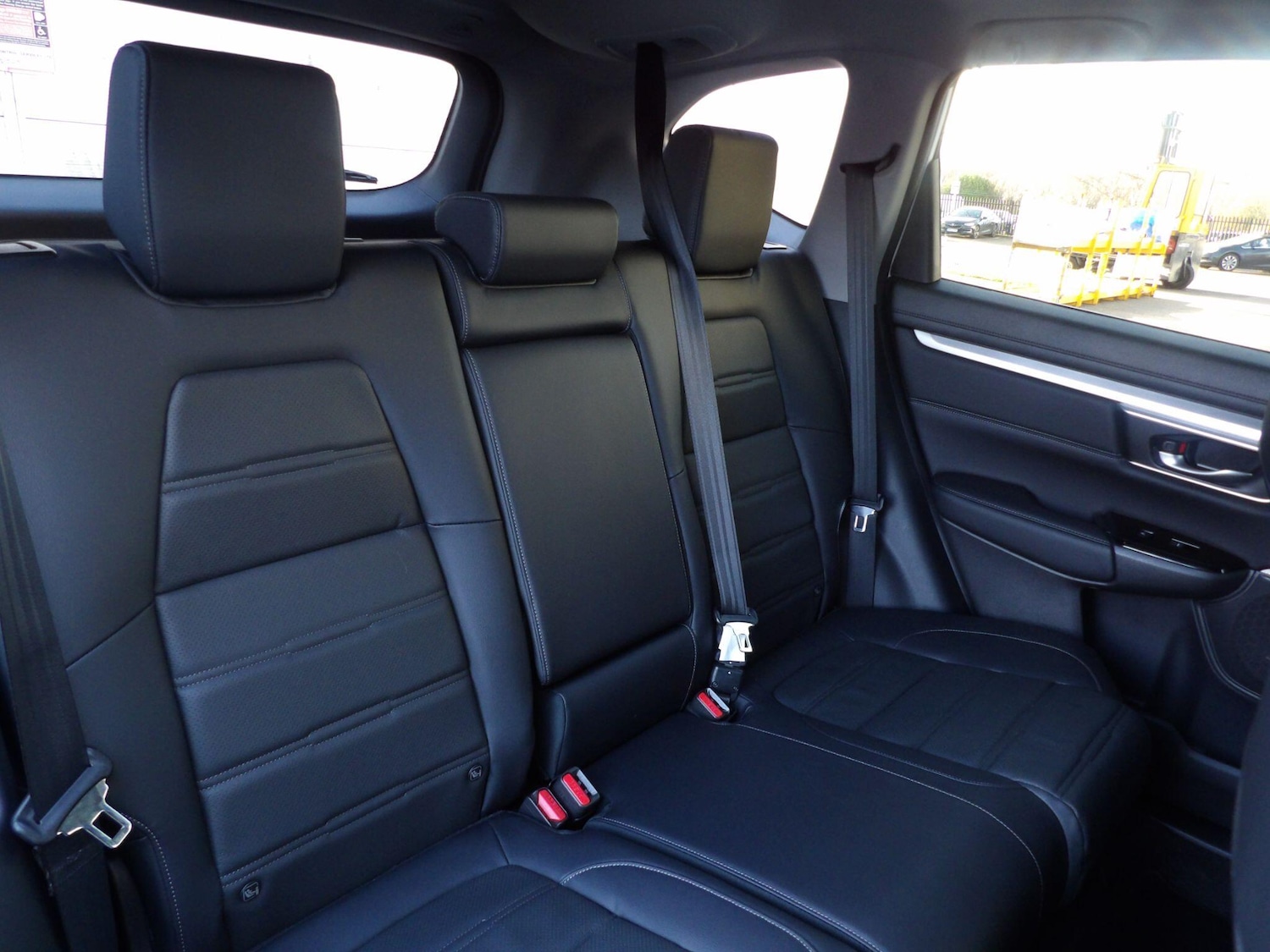 Used Honda CR-V 2023 for sale - 77343957: Photo 4