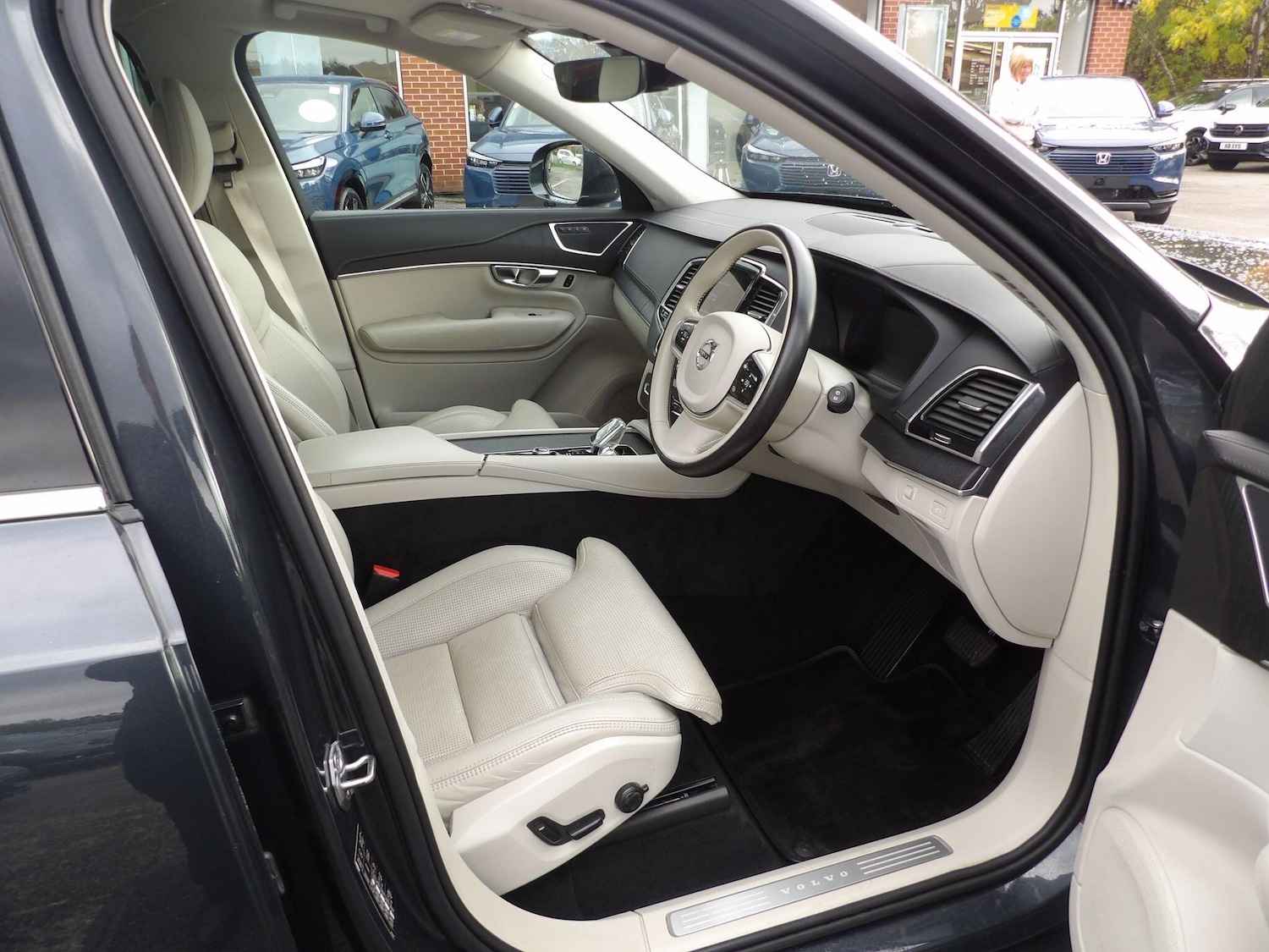 Used Volvo XC90 2019 for sale - 76585154: Photo 19