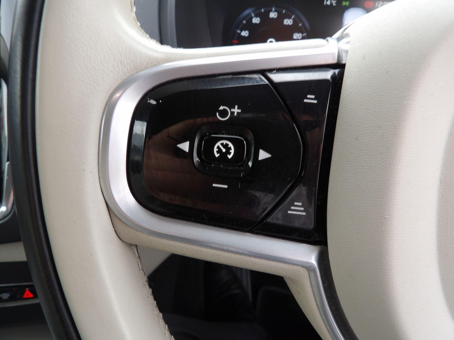 Used Volvo XC90 2019 for sale - 76585154: Photo 26