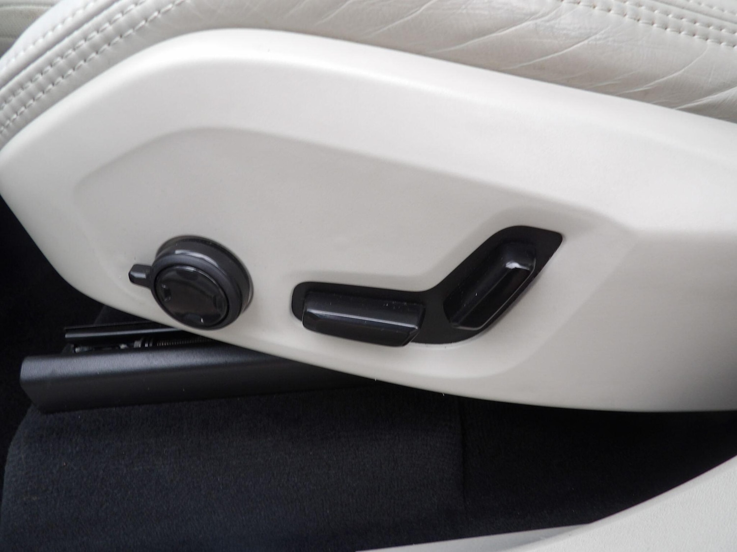 Used Volvo XC90 2019 for sale - 76585154: Photo 30