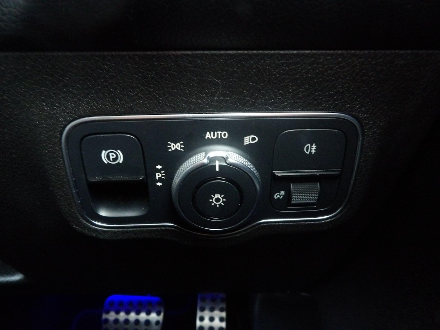 Used Mercedes-Benz GLB for sale - 77425646: Photo 38