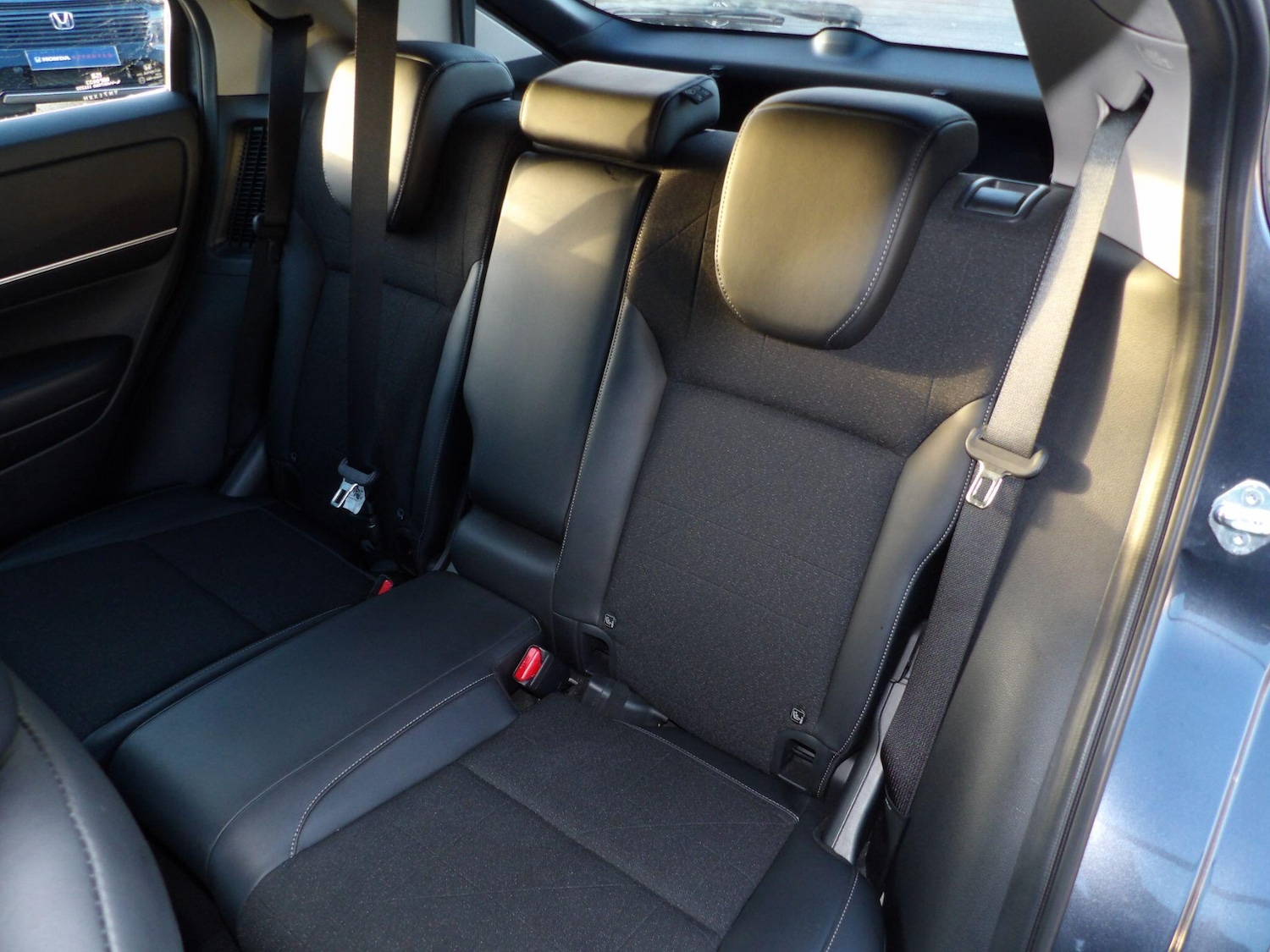 Used Honda HR-V for sale - 78100536: Photo 35