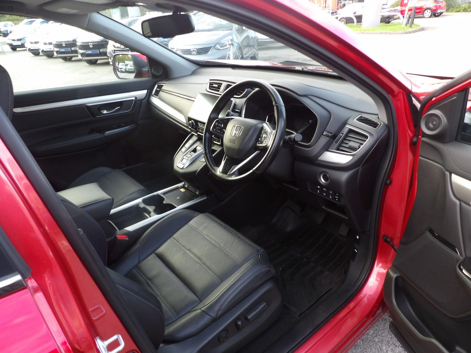 Used Honda CR-V 2023 for sale - 76965305: Photo 14