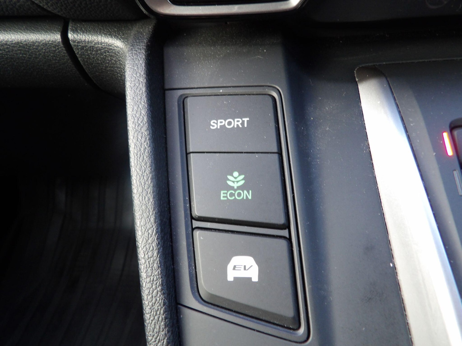 Used Honda CR-V 2023 for sale - 76965305: Photo 31