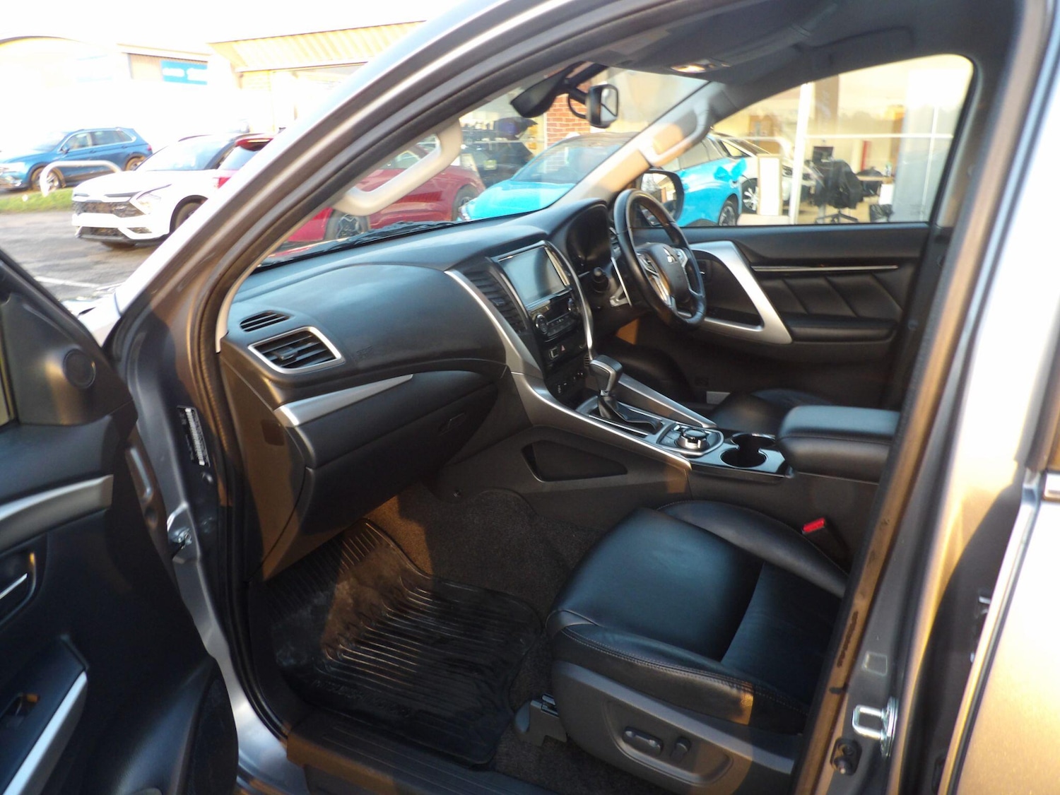 Used Mitsubishi Shogun Sport 2019 for sale - 76964536: Photo 12