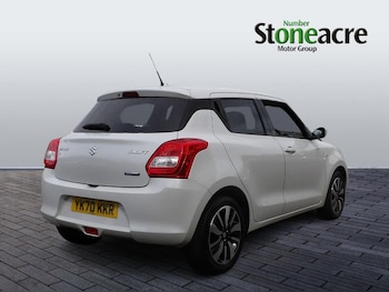 Used Suzuki Swift 2020 for sale - 75729624: Photo