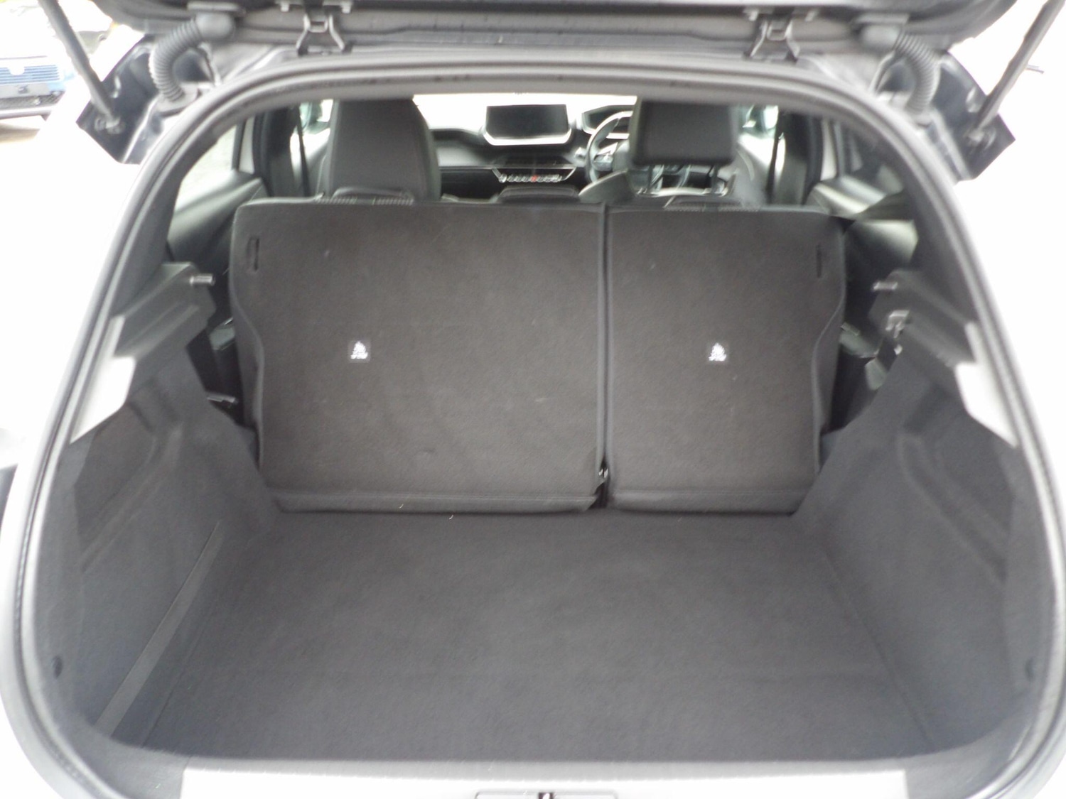 Used Peugeot 208 2022 for sale - 76499903: Photo 11