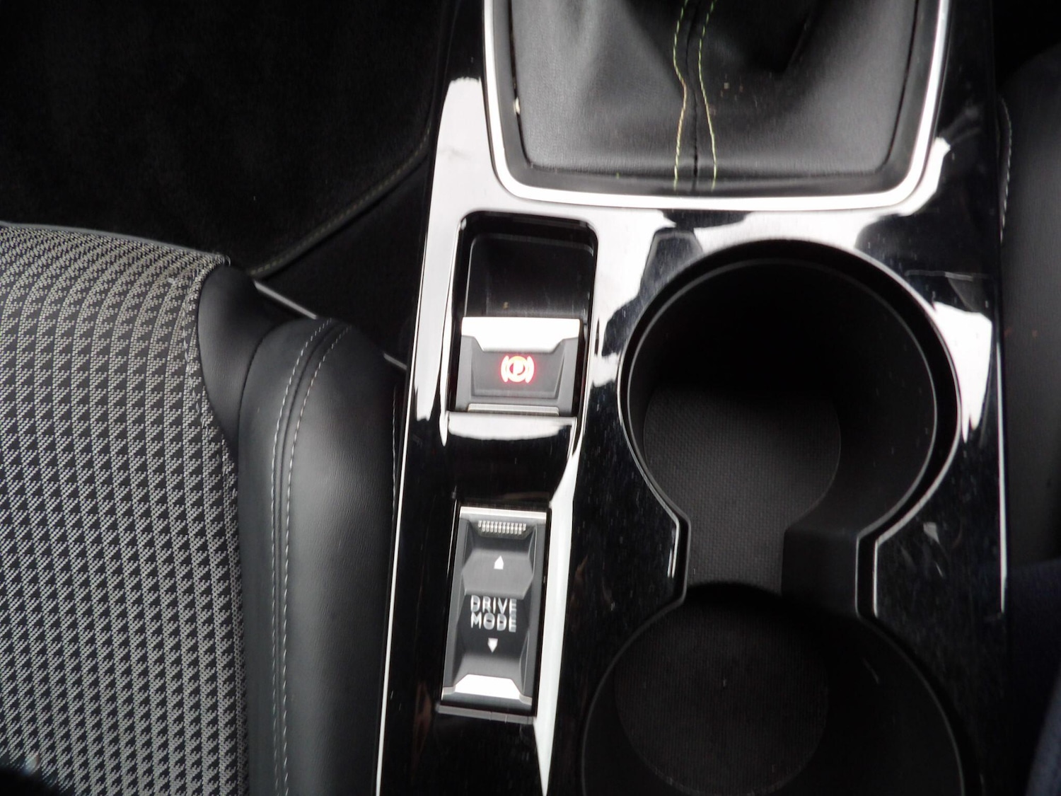 Used Peugeot 208 2022 for sale - 76499903: Photo 22