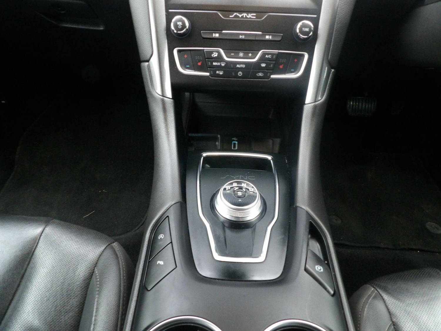 Used Ford Mondeo 2019 for sale - 77029609: Photo 14