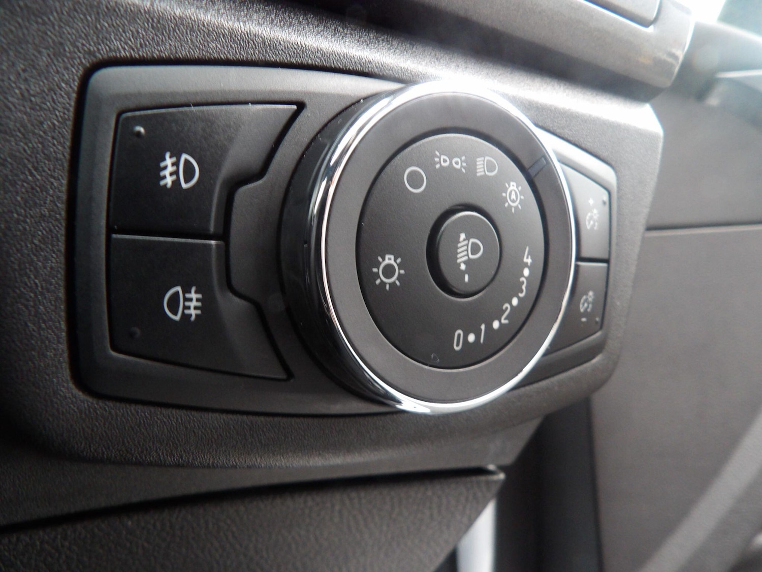 Used Ford Mondeo 2019 for sale - 77029609: Photo 18